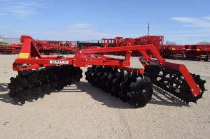 Brona talerzowa  ALFA V z wałkiem szerokość robocza  2,4 m   STRUMYK   